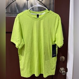 New Lululemon  Men Zeroed In Short Sleeve